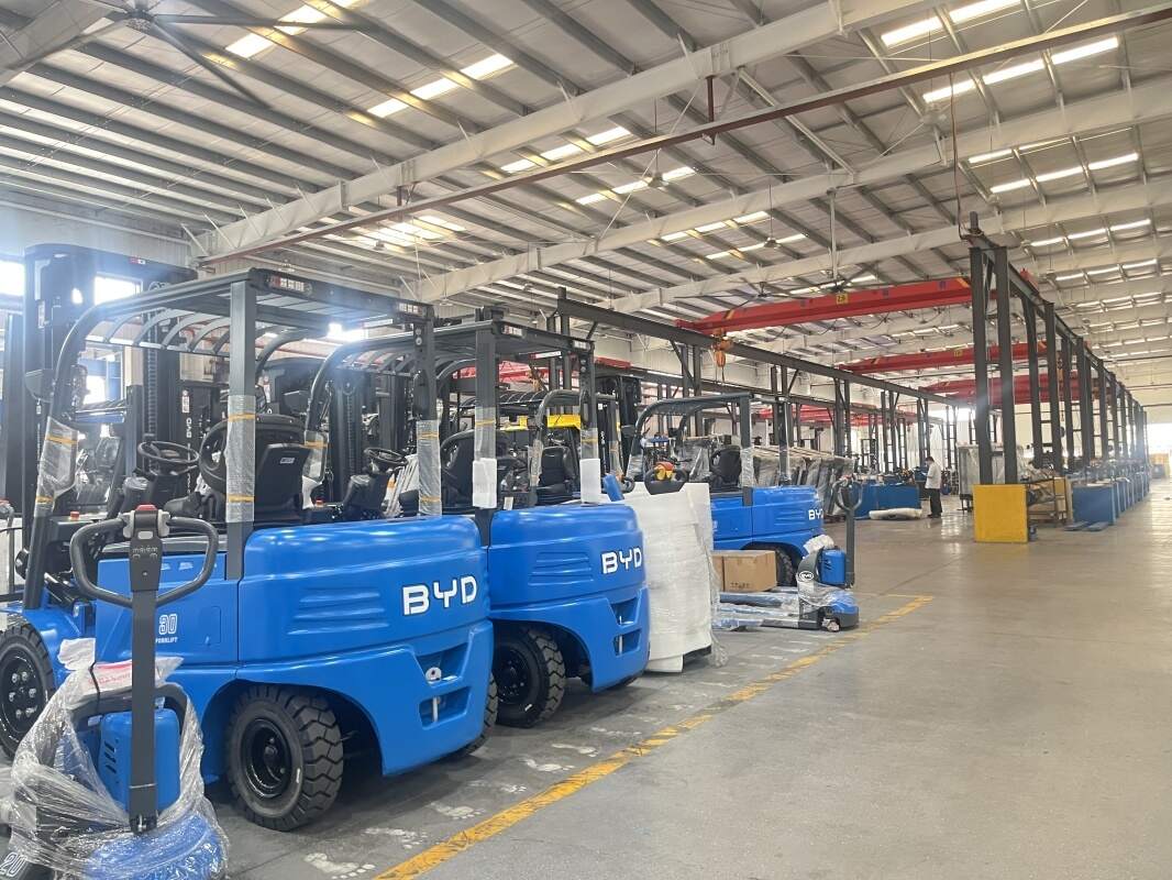 A empilhadeira de bateria de lítio BYD ajuda as empresas a reduzir custos e melhorar a qualidade(Figura1)
