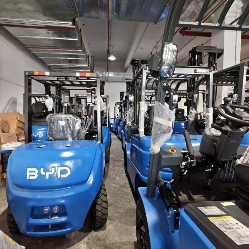 Como o empilhador elétrico de contrapeso se adapta ao supermercado(Figura2) Como o empilhador elétrico de contrapeso se adapta ao supermercado(Figura2)